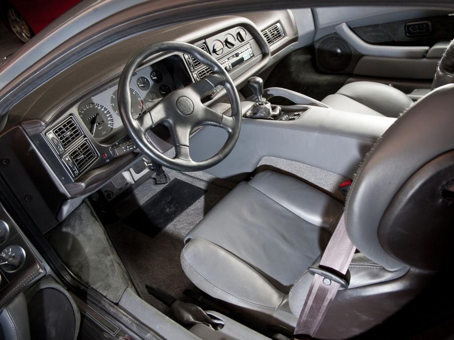 Интерьер Jaguar XJ220 1992 года  (фото 78 из 81)